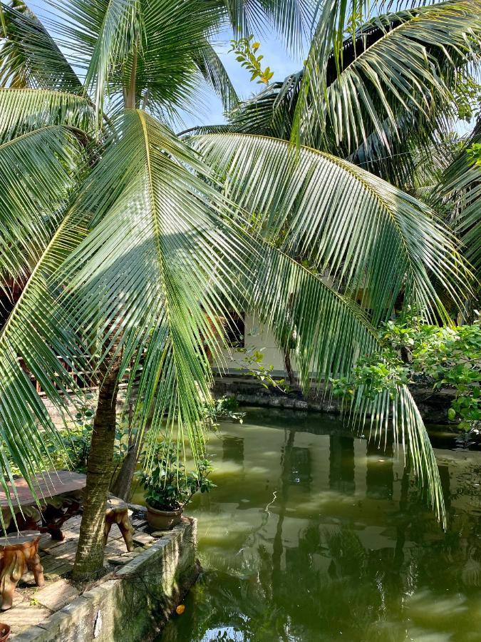 Hotel Khach San Sao Mai Ben Tre Exterior foto