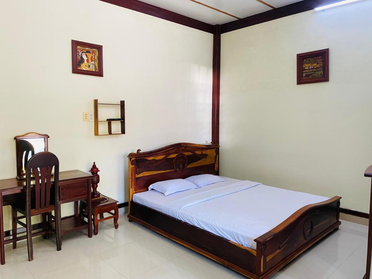 Hotel Khach San Sao Mai Ben Tre Exterior foto